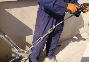 نحوه نصب دکل های مهاری